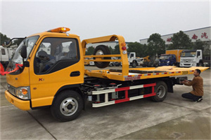 茶陵哪里有拖车服务